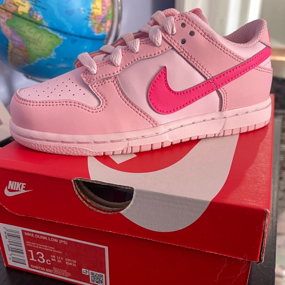 Kid’s Nike Triple Pink Dunk Lows